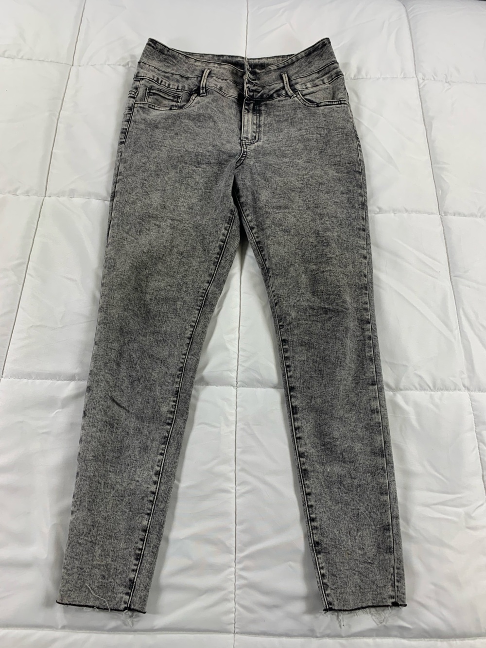 Pre loved REFUGE IBIZA jeans womens size 11